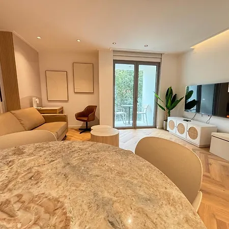 Musical Whim Apartment *
