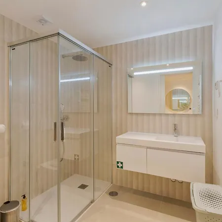New In Apartman *