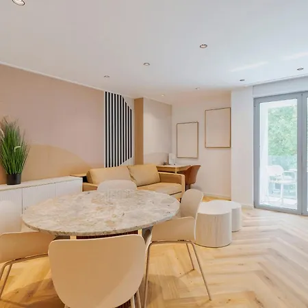 Musical Whim Apartment *
